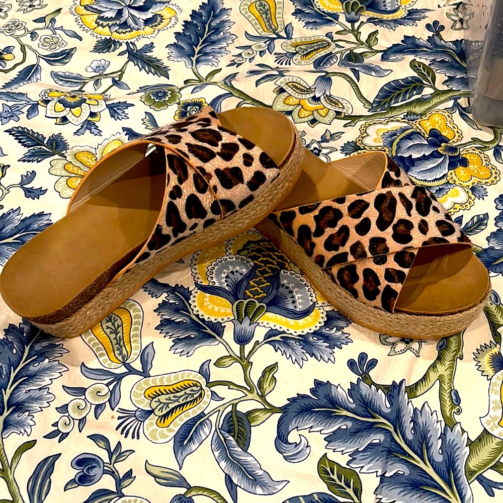 Leopard print platform sandal